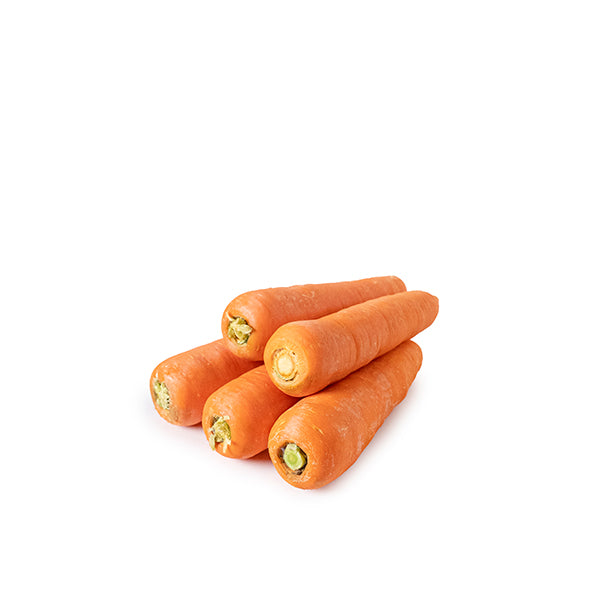 Loose fresh carrots, from Sharbatly.